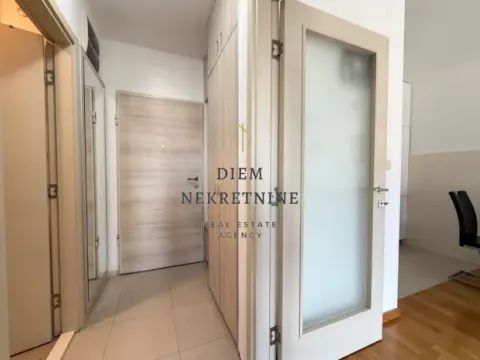 Rent, one bedroom apartment, 40m², Zabjelo, Podgorica - image 2