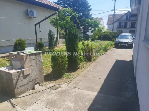 Prodaja, kuća, 240m², Surčin, Beograd - image 3