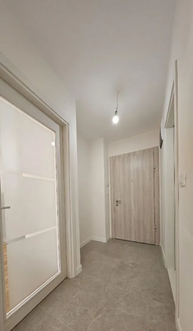Prodaja, jednosoban stan, 40m², Pobrežje, Podgorica