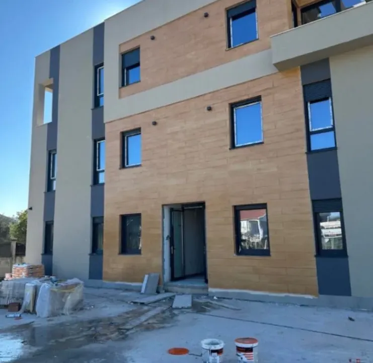 Prodaja, garsonjera, 27m², Donja Gorica, Podgorica