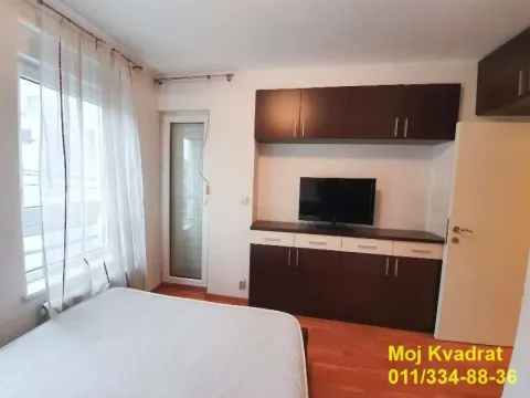Prodaja, trosoban stan, 57m², Južni Bulevar, Vračar Sve Podlokacije - image 11