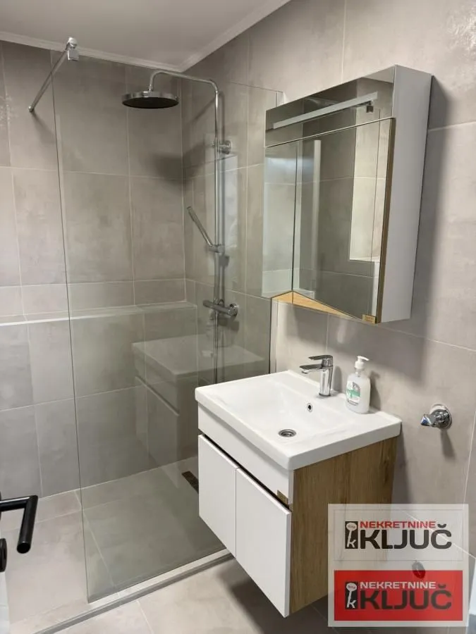 Prodaja, dvosoban stan, 48m², Avijatičarsko naselje, Novi Sad Sve Podlokacije