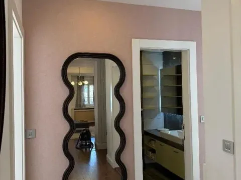 Sale, three bedroom apartment, 90m², Južni Bulevar, Vračar Sve Podlokacije - image 9