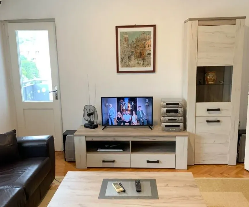 Rent, one bedroom apartment, 45m², Preko Morače, Podgorica