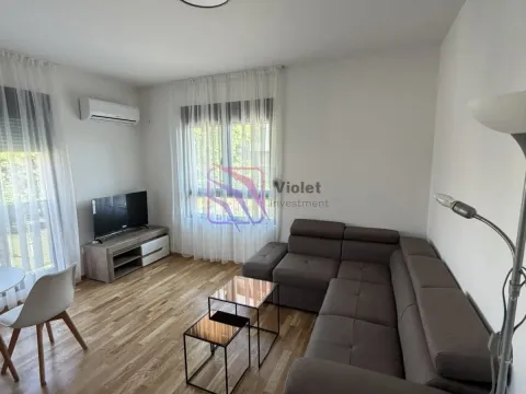 Rent, two bedroom apartment, 56m², City Kvart, Podgorica - image 17