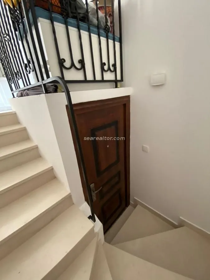 Sale, four bedroom apartment, 82m², Sveti Stefan, Budva