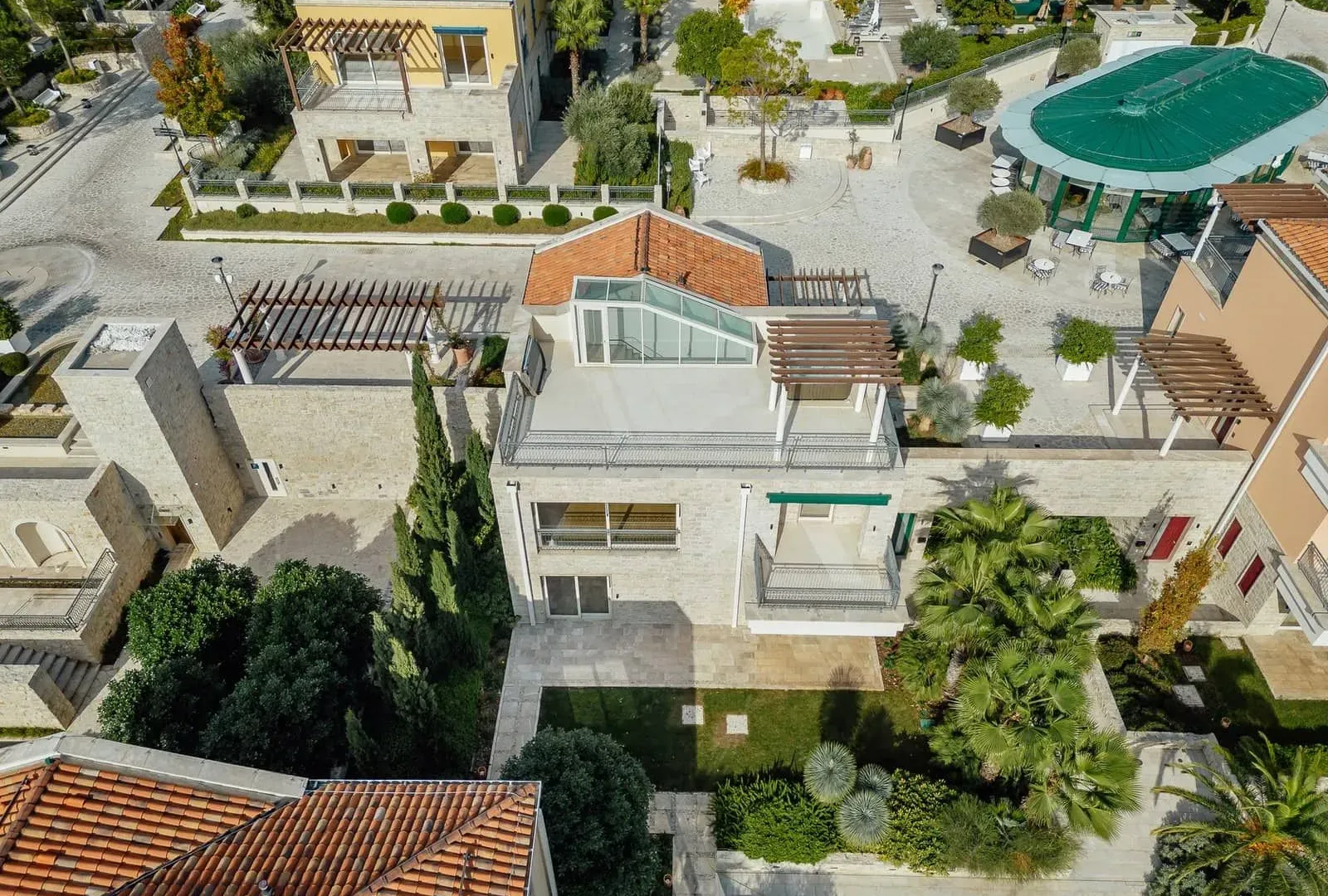 Prodaja, kuća, 325m², Portonovi, Herceg Novi