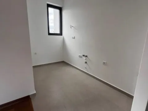 Prodaja, trosoban stan, 74m², Ilino, Bar - image 4