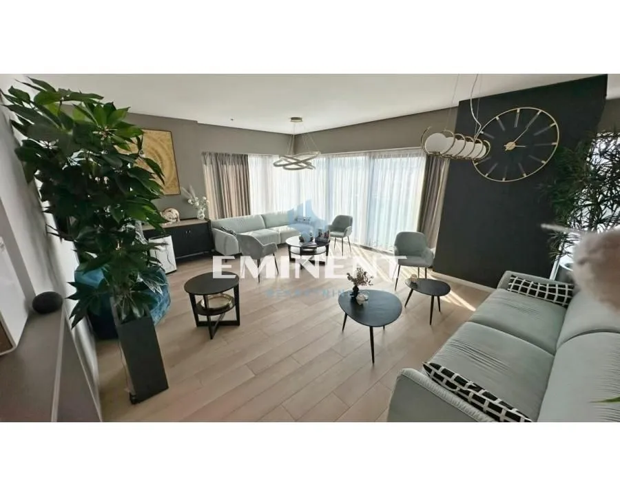 Prodaja, četvorosoban stan, 123m², Novi Beograd Blok 65, Novi Beograd Sve Podlokacije