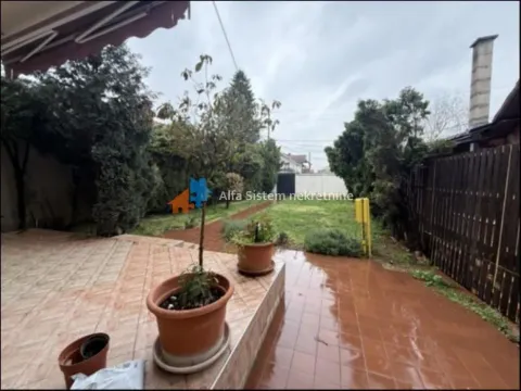 Rent, house, 200m², Surčin, Beograd - image 21