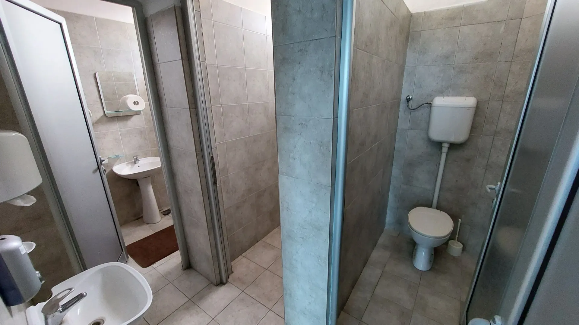 Rent, office space, 1000m², Klisa, Novi Sad Sve Podlokacije