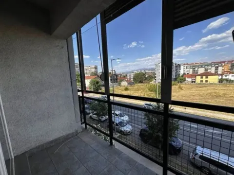 Izdavanje, jednosoban stan, 45m², City Kvart, Podgorica - image 8