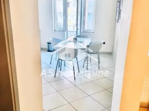 Rent, two bedroom apartment, 60m², Palilula Sve Podlokacije, Beograd - image 14