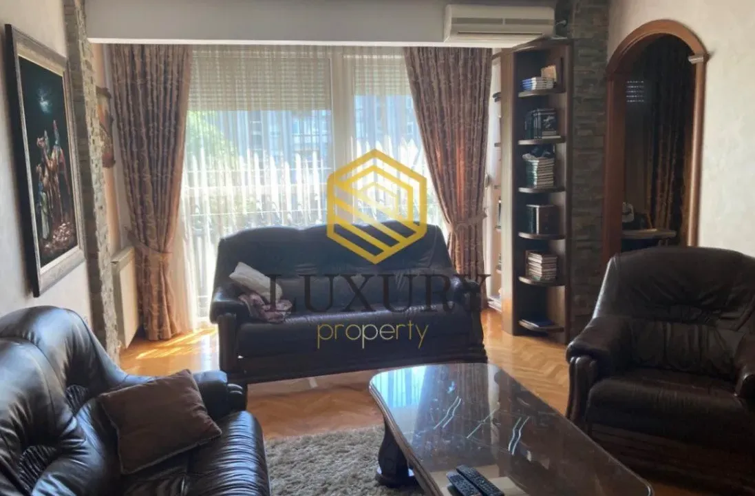 Izdavanje, stan, 95m², Centar, Podgorica