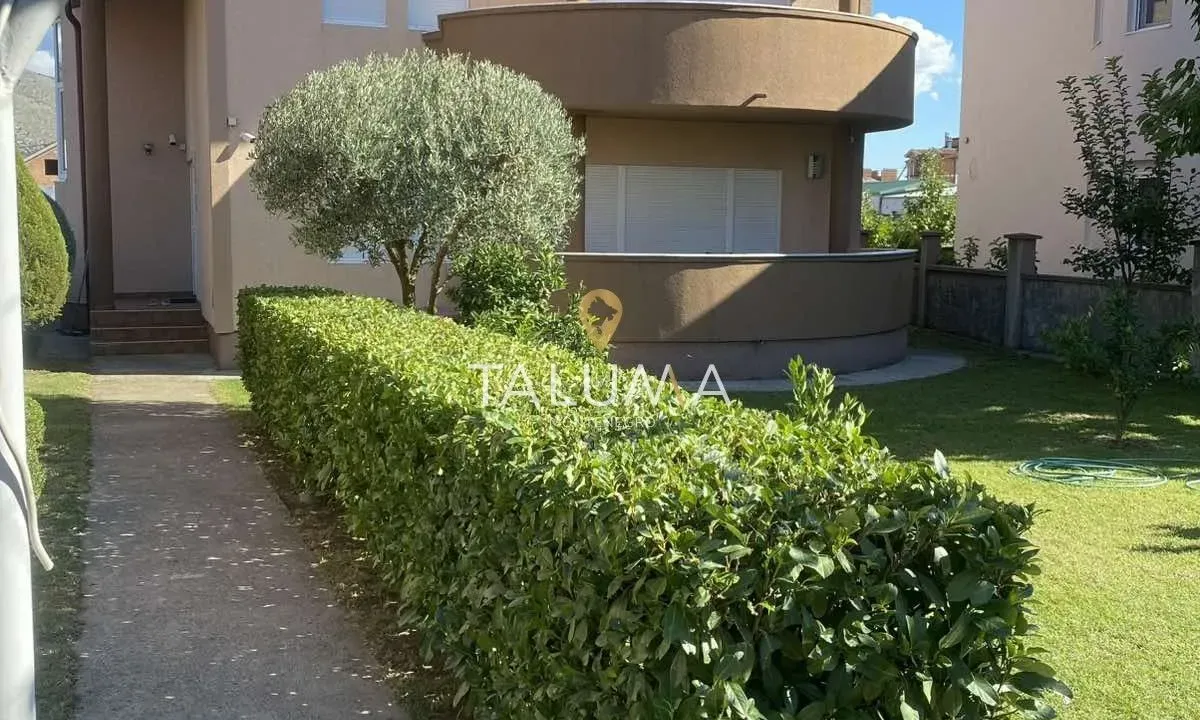 Izdavanje, kuća, 250m², Tuzi, Podgorica