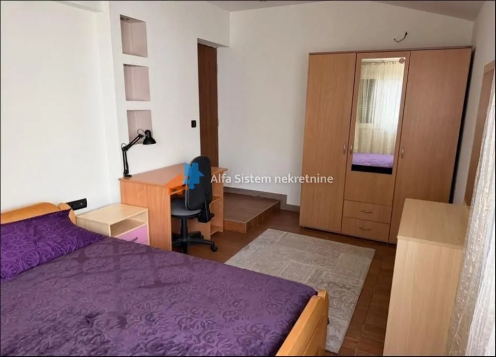 Izdavanje, stan, 170m², Savski Venac, Beograd