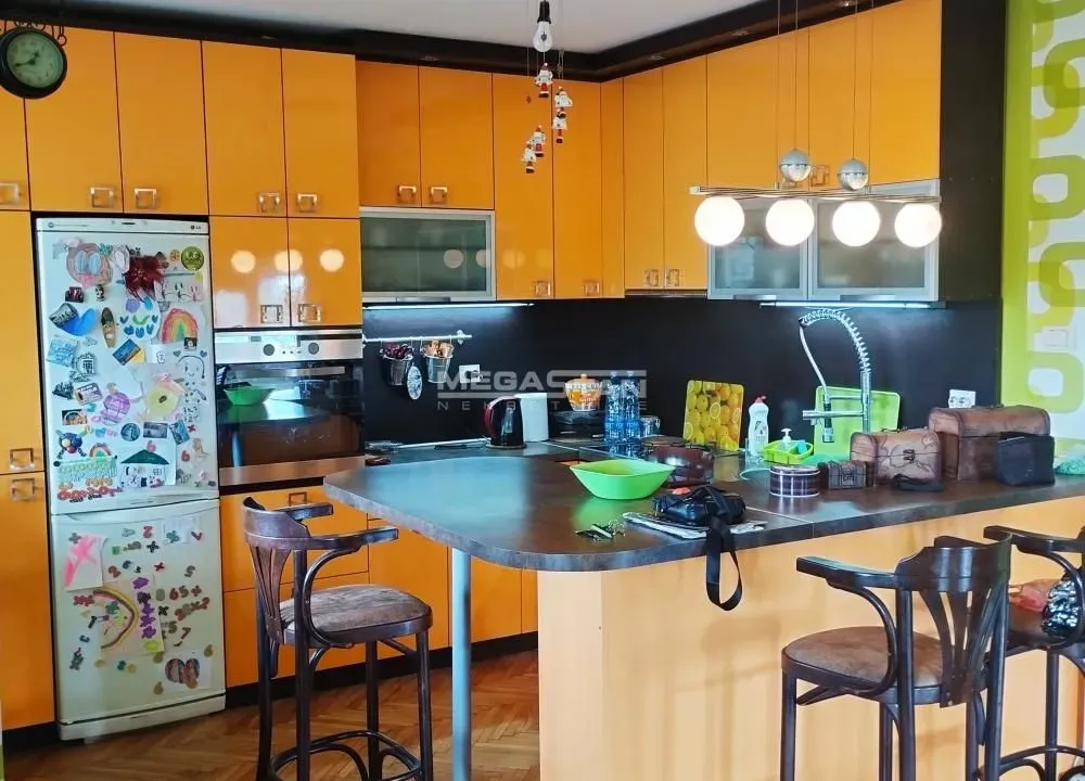 Sale, three bedroom apartment, 78m², Centar, Pančevo
