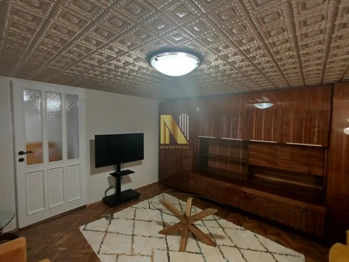 Prodaja, kuća, 128m², Salajka, Novi Sad Sve Podlokacije