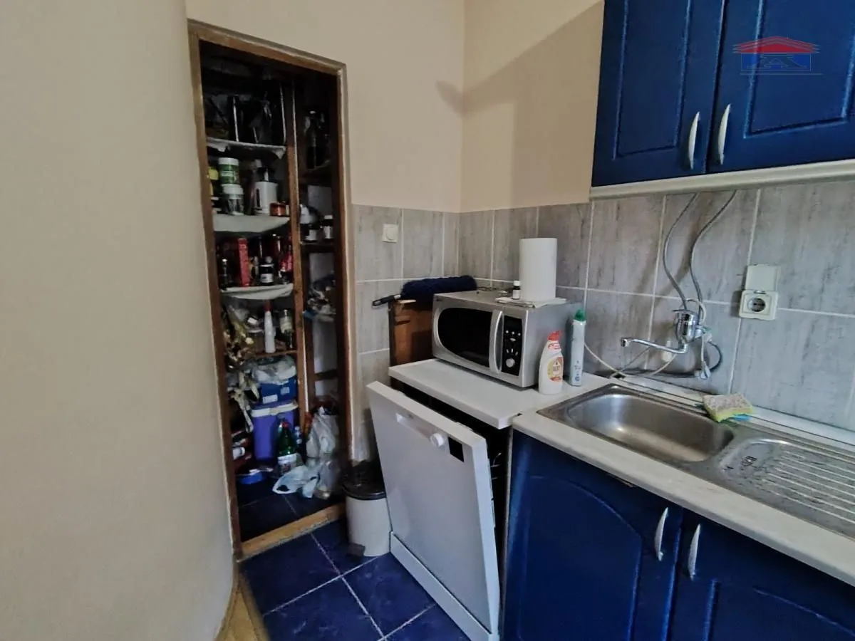 Prodaja, trosoban stan, 81m², Grbavica, Novi Sad Sve Podlokacije