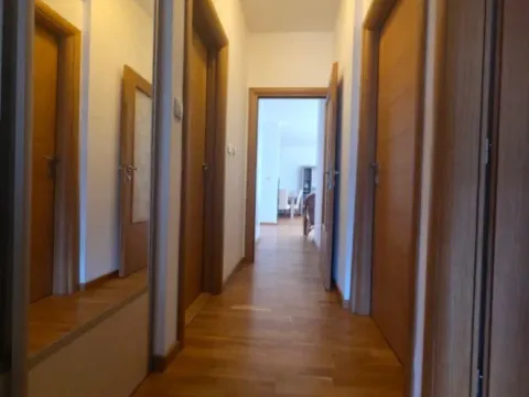 Izdavanje, trosoban stan, 95m², Zagorič, Podgorica - image 10