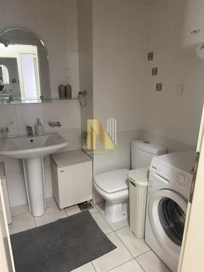 Izdavanje, dvosoban stan, 38m², Grbavica, Novi Sad Sve Podlokacije