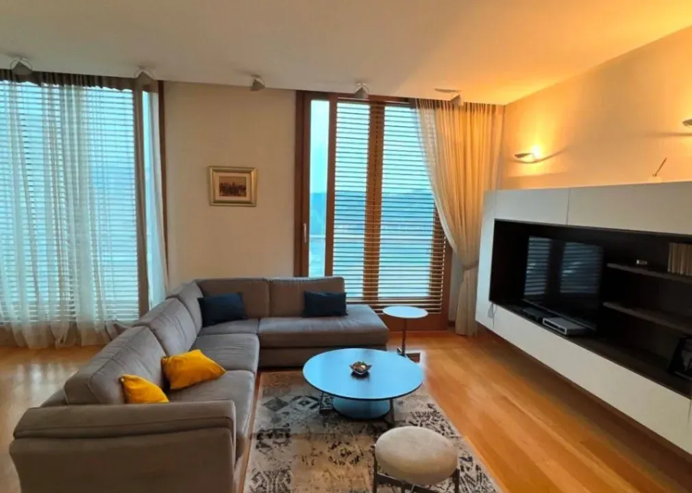 Rent, three bedroom apartment, 110m², Kod Capital Plaze, Podgorica