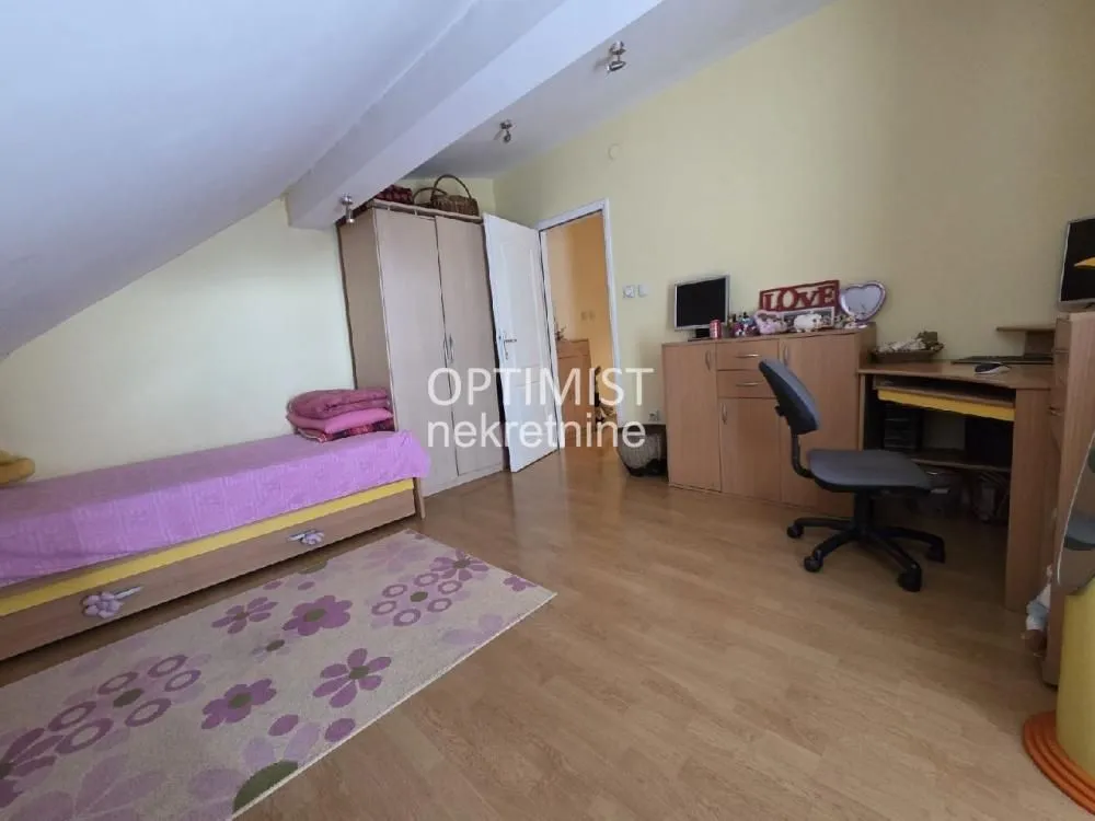 Sale, four bedroom apartment, 95m², Brace Jerković, Voždovac Sve Podlokacije