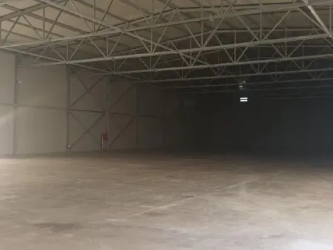 Izdavanje, poslovni prostor, 1500m², Galenika, Beograd - image 4