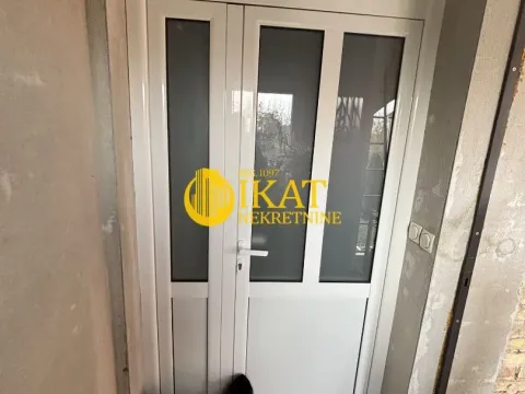 Prodaja, kuća, 354m², Nova Pazova, Stara Pazova - image 8