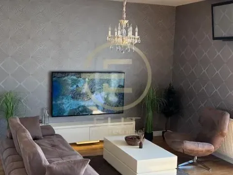 Izdavanje, četvorosoban stan, 123m², Sajmište, Novi Sad - image 3