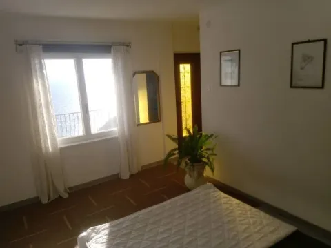 Izdavanje, kuća, 150m², Dobra Voda, Budva - image 18