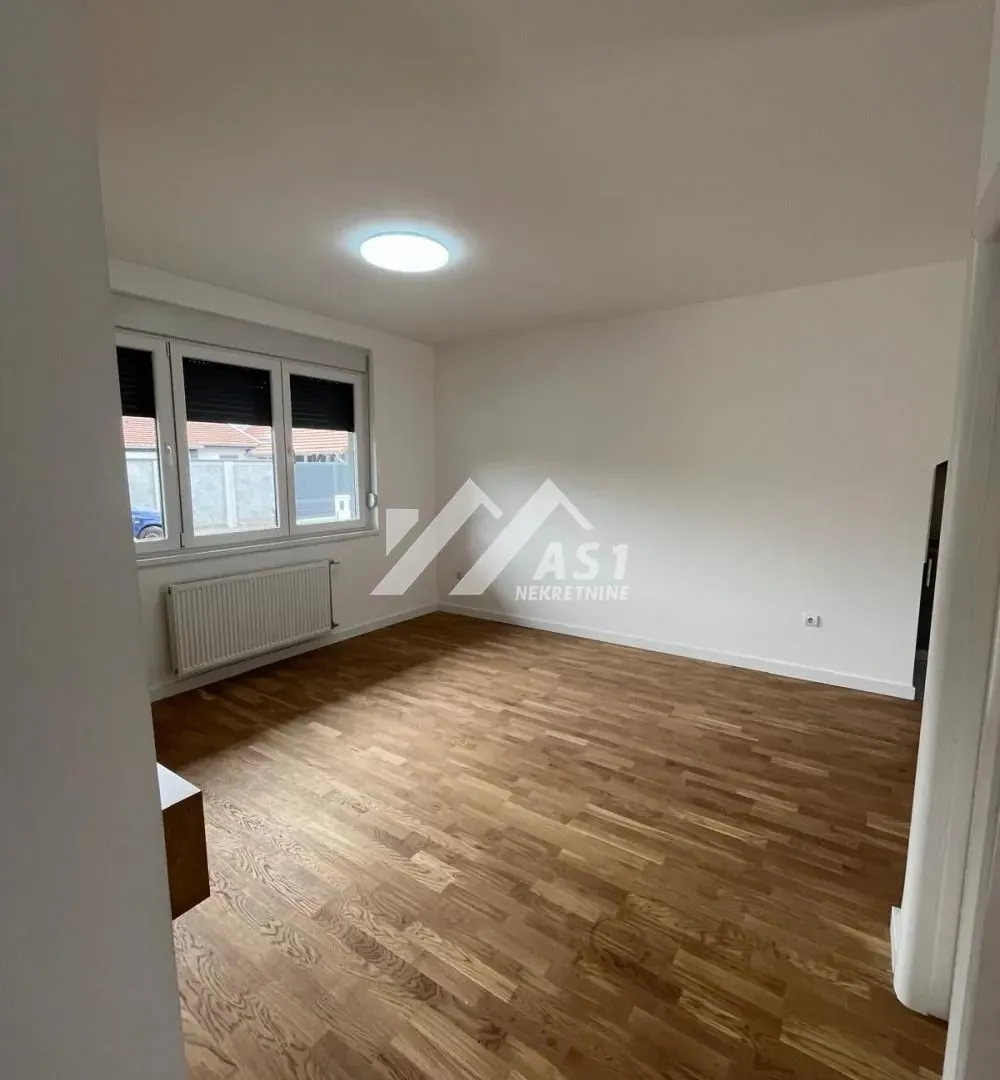 Izdavanje, trosoban stan, 56m², Klisa, Novi Sad Sve Podlokacije