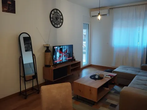 Izdavanje, stan, 48m², City Kvart, Podgorica - image 7