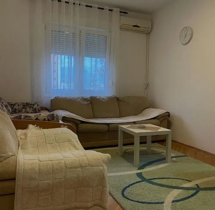Izdavanje, jednosoban stan, 40m², Zagorič, Podgorica