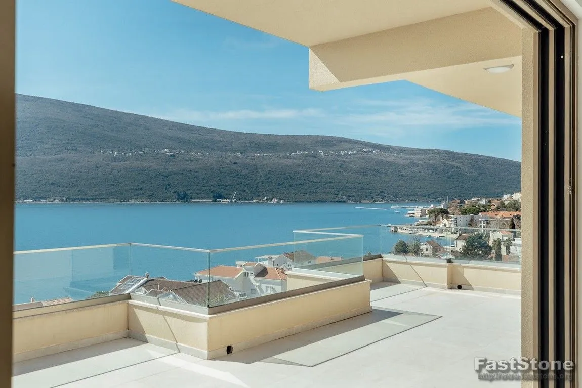 Prodaja, kuća, 144m², Đenovići, Herceg Novi