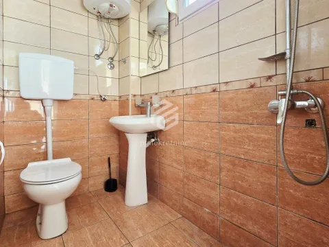 Rent, one bedroom apartment, 55m², Konik, Podgorica - image 11