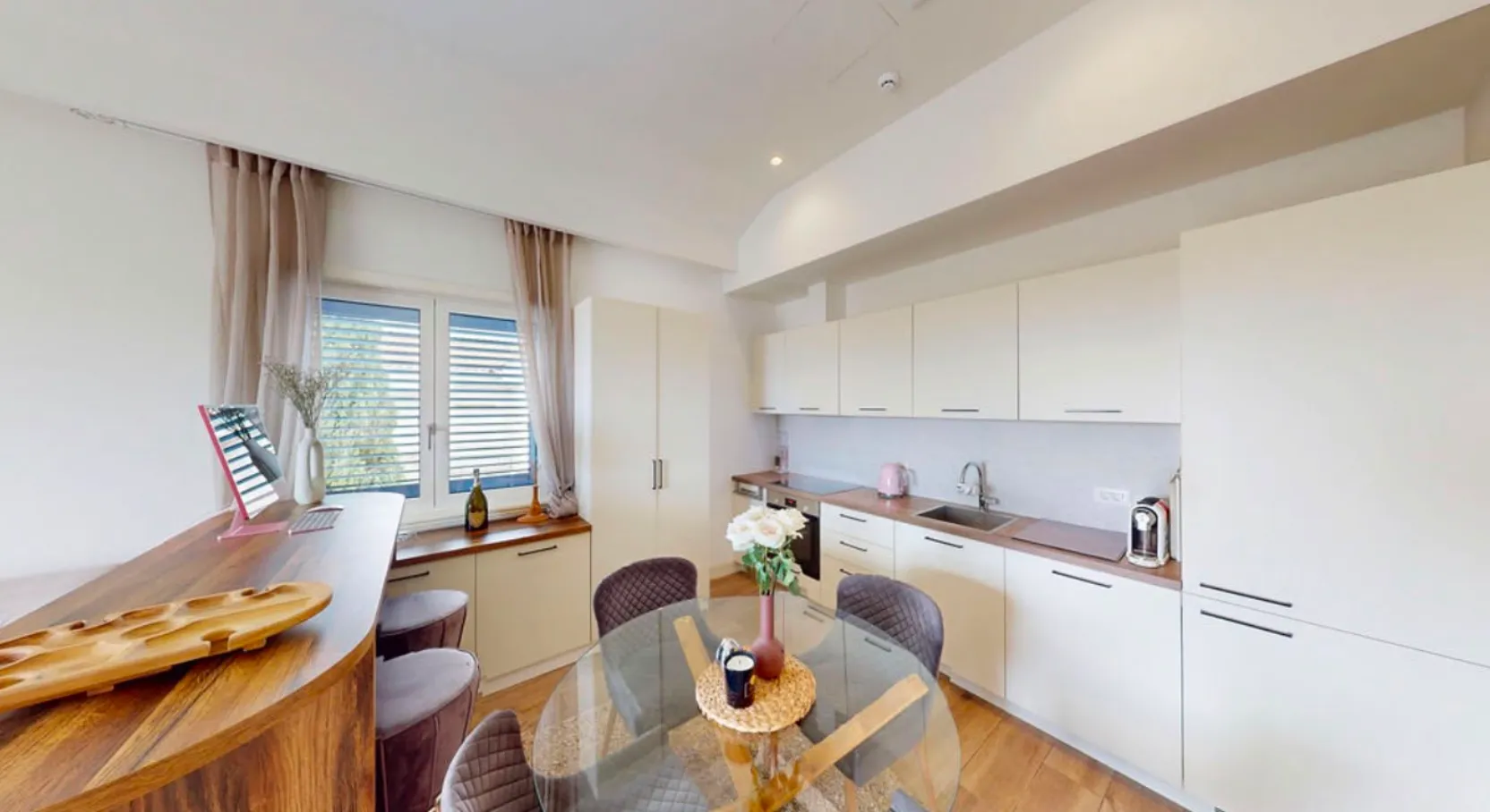 Prodaja, jednosoban stan, 59m², Luštica Bay, Tivat