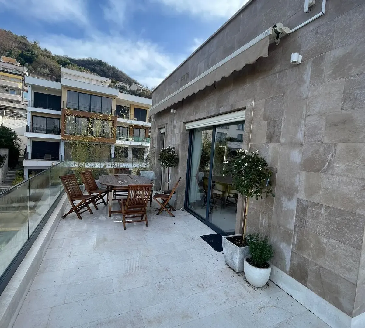 Rent, two bedroom apartment, 159m², Donja Lastva, Tivat