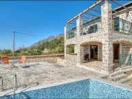 Prodaja,  kuća, 466m2, Petrovac, Budva