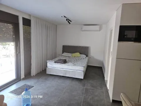 Rent, studio apartment, 40m², Škaljari, Kotor - image 4