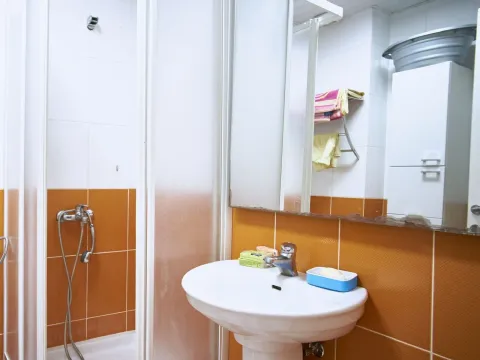 Sale, one bedroom apartment, 42m², Budva, Crna Gora - image 18