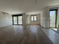 Prodaja, četvorosoban stan, 111m², Lekino Brdo, Voždovac Sve Podlokacije - image 1