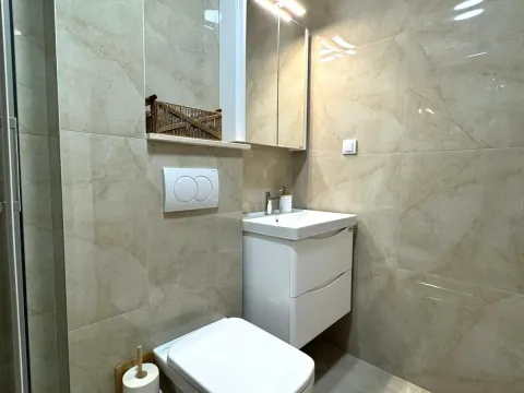 Prodaja, jednosoban stan, 46m², Centar, Bar - image 8