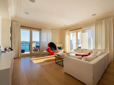 Prodaja, dvosoban stan, 198m², Porto Montenegro, Tivat - image 4