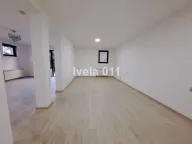 Izdavanje, poslovni prostor, 70m², Savski Venac, Beograd - image 2
