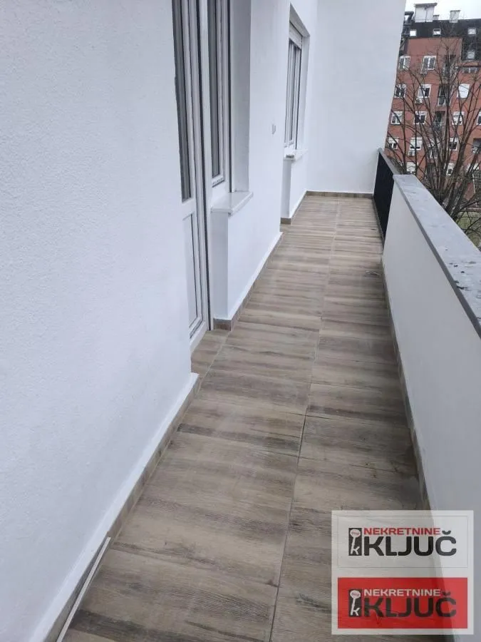Prodaja, dvosoban stan, 52m², Grbavica, Novi Sad Sve Podlokacije