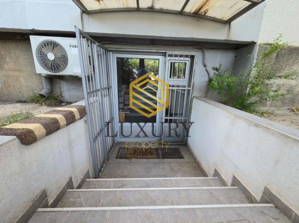Izdavanje, poslovni prostor, 13m², Preko Morače, Podgorica
