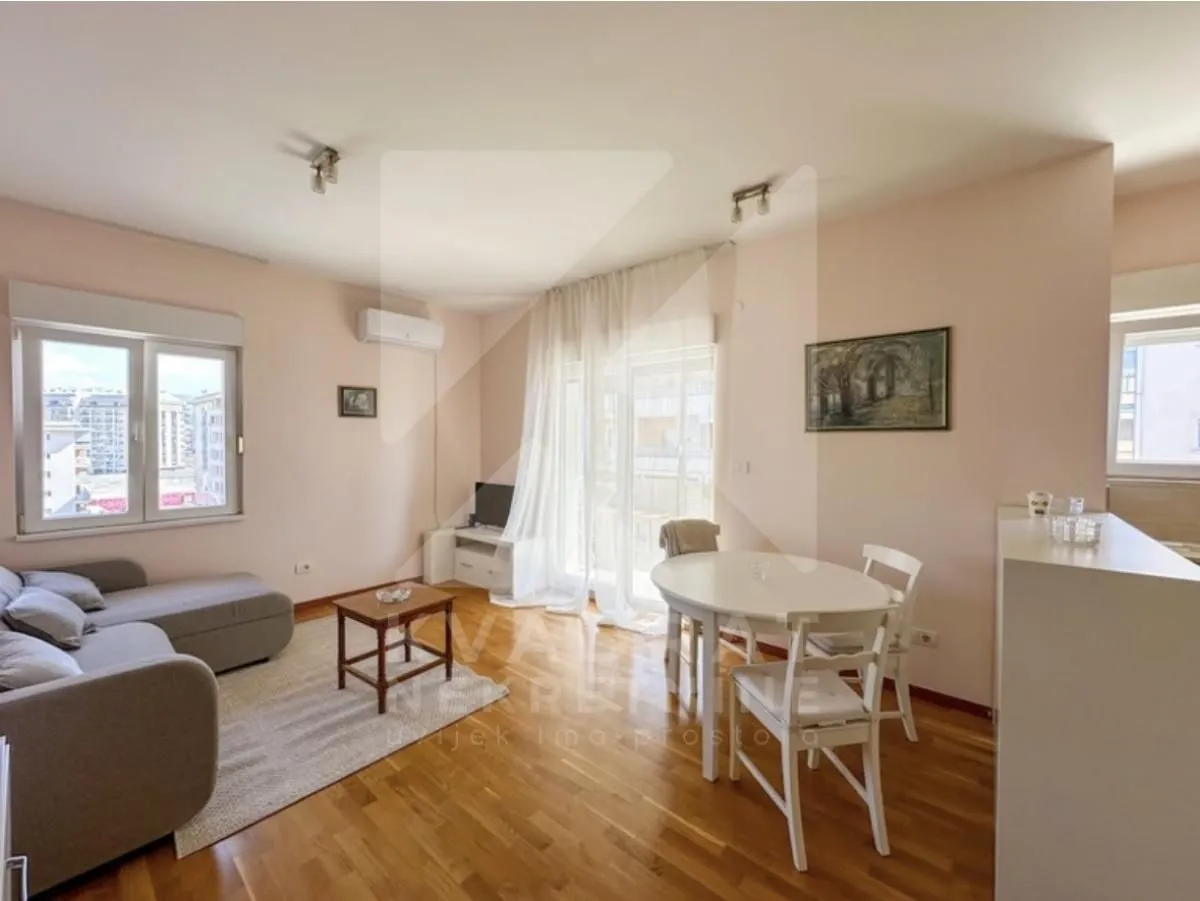 Rent, one bedroom apartment, 50m², City Kvart, Podgorica
