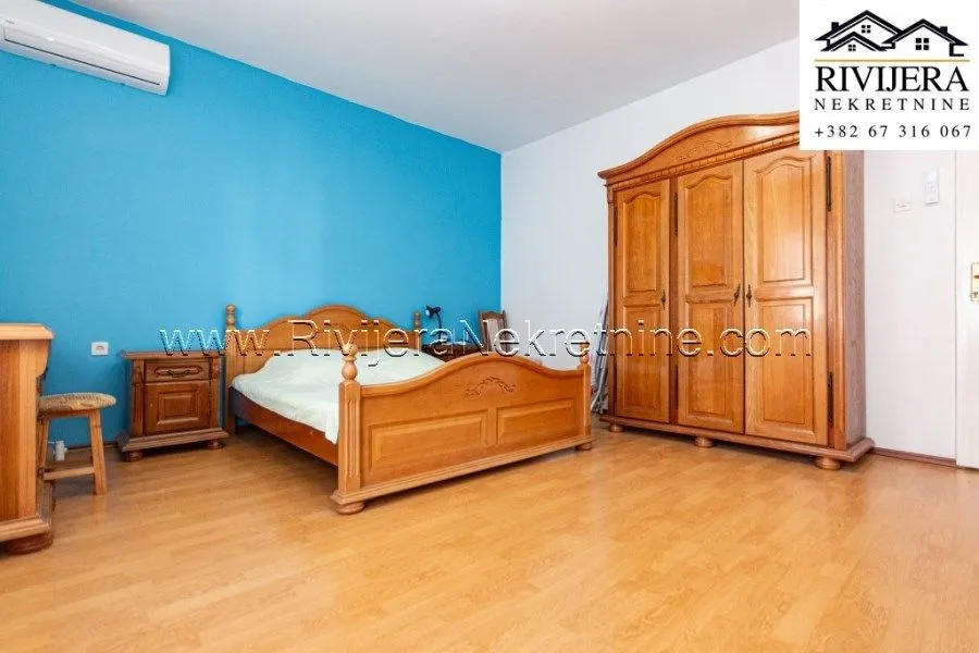 Prodaja, kuća, 266m², Igalo, Herceg Novi
