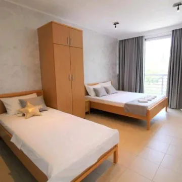 Rent, three bedroom apartment, 140m², Zelenika, Herceg Novi - image 9
